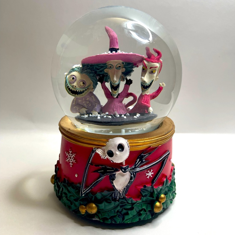 Shock, Lock & Barrel Snow Globe / Nightmare Before Christmas